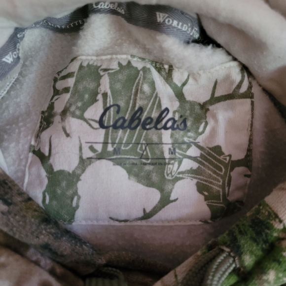 Cabela's womans hoodie. Size medium. - Picture 3 of 5